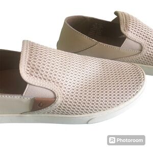Slip on Shoes OLUKAI Sz 8 worn once